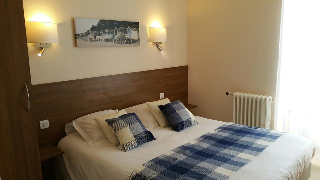 Cit'hotel Du Port Rhu Hotel